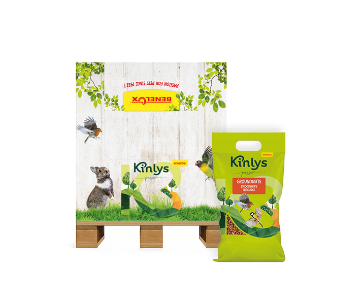 Kinlys Passion gepelde noten voor vrije natuurvogels 42 x zak 4kg in 1/2 display	